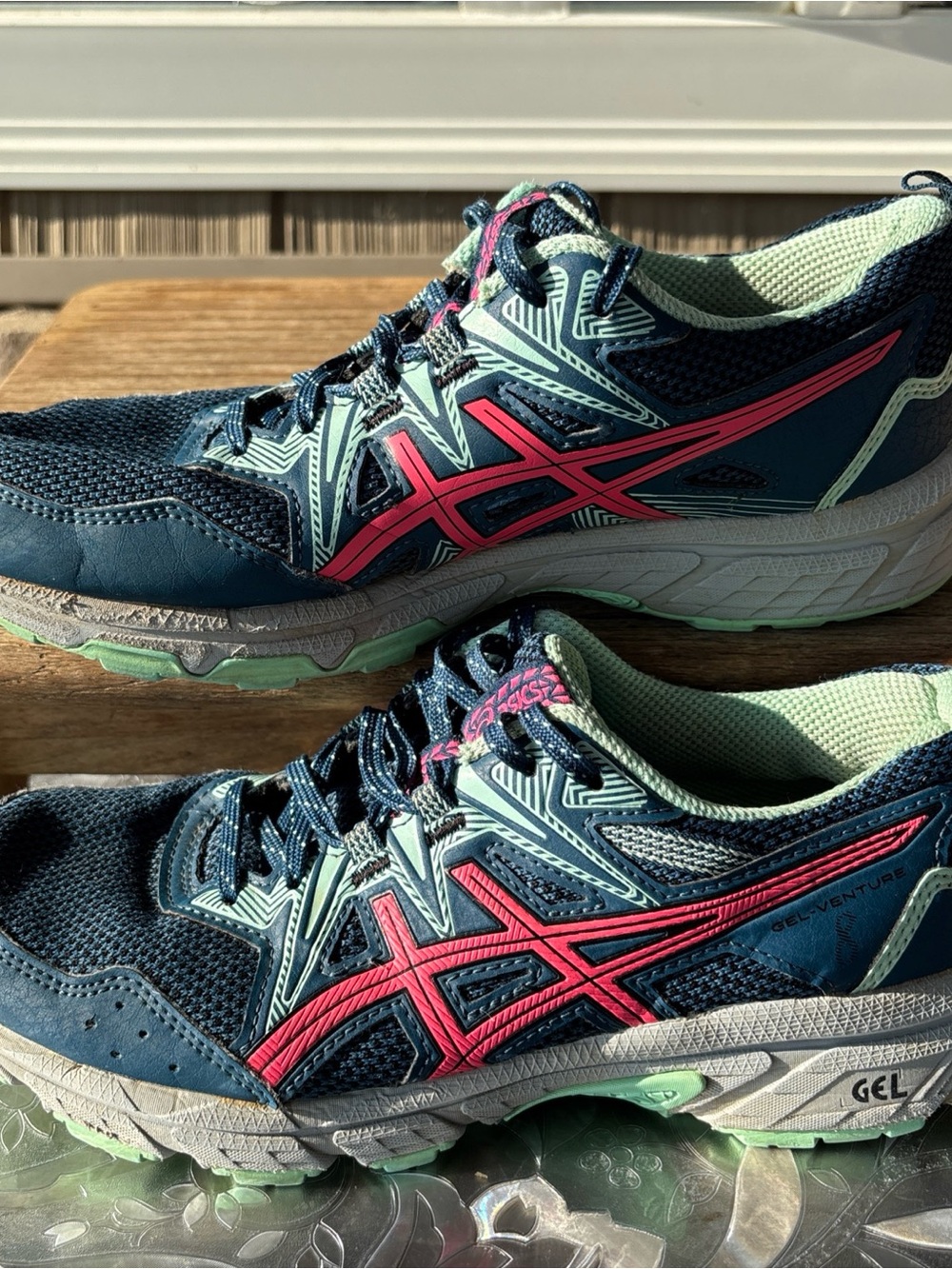 ASICS Navy and Pink Women's Athletic Running Shoes 7.5